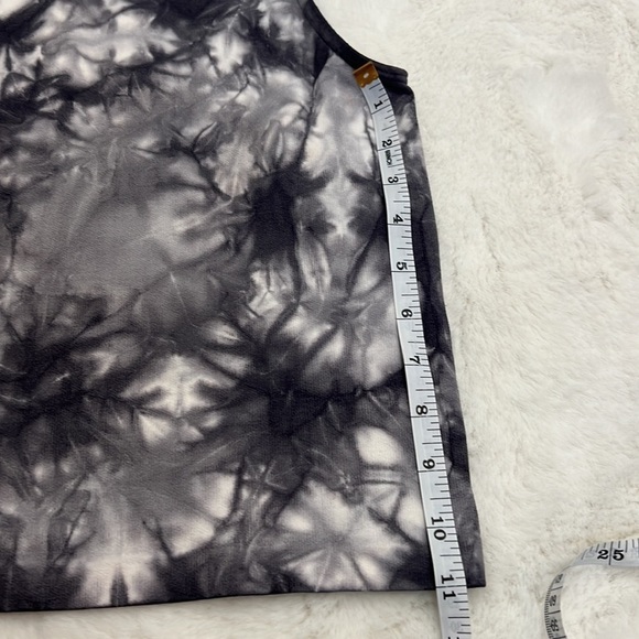 TANGERINE tank top size LG tie dyed - Picture 7 of 10